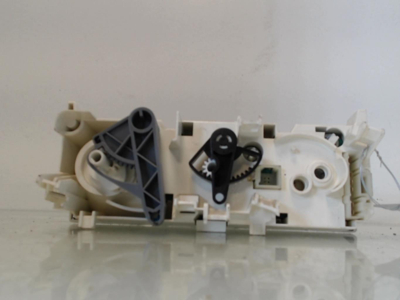 Commande chauffage PEUGEOT PARTNER 1 PHASE 2 Diesel - 1