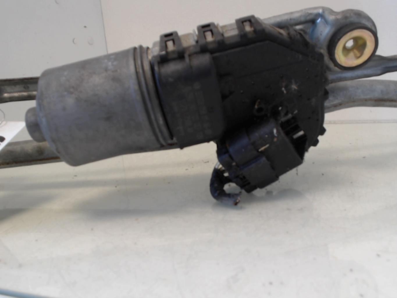 Motore tergicristallo anteriore FORD MONDEO 2 BREAK Diésel - 1