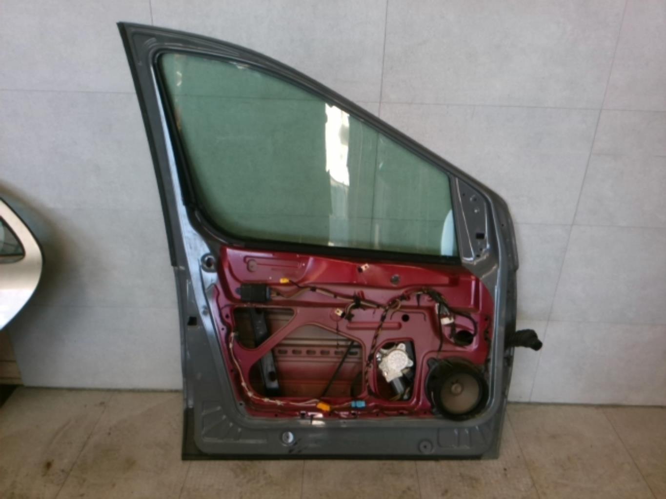 Portiera anteriore sinistra MERCEDES VANEO 414 Diésel - 1