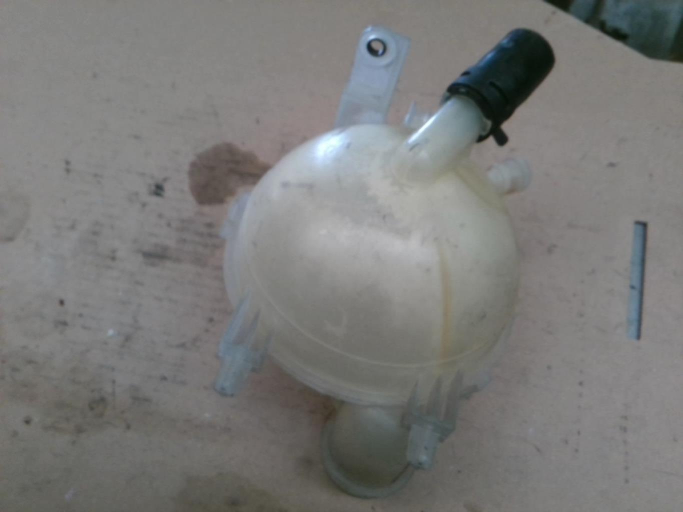 Vase d'expansion CITROEN C4 1 PHASE 1 COUPE Diesel - 1