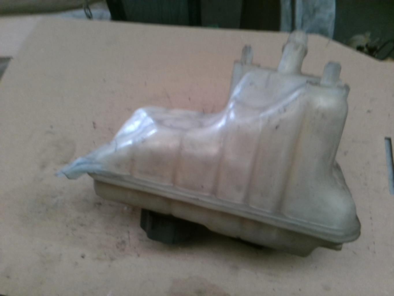 Vase d'expansion CITROEN C5 1 PHASE 1 Diesel - 1