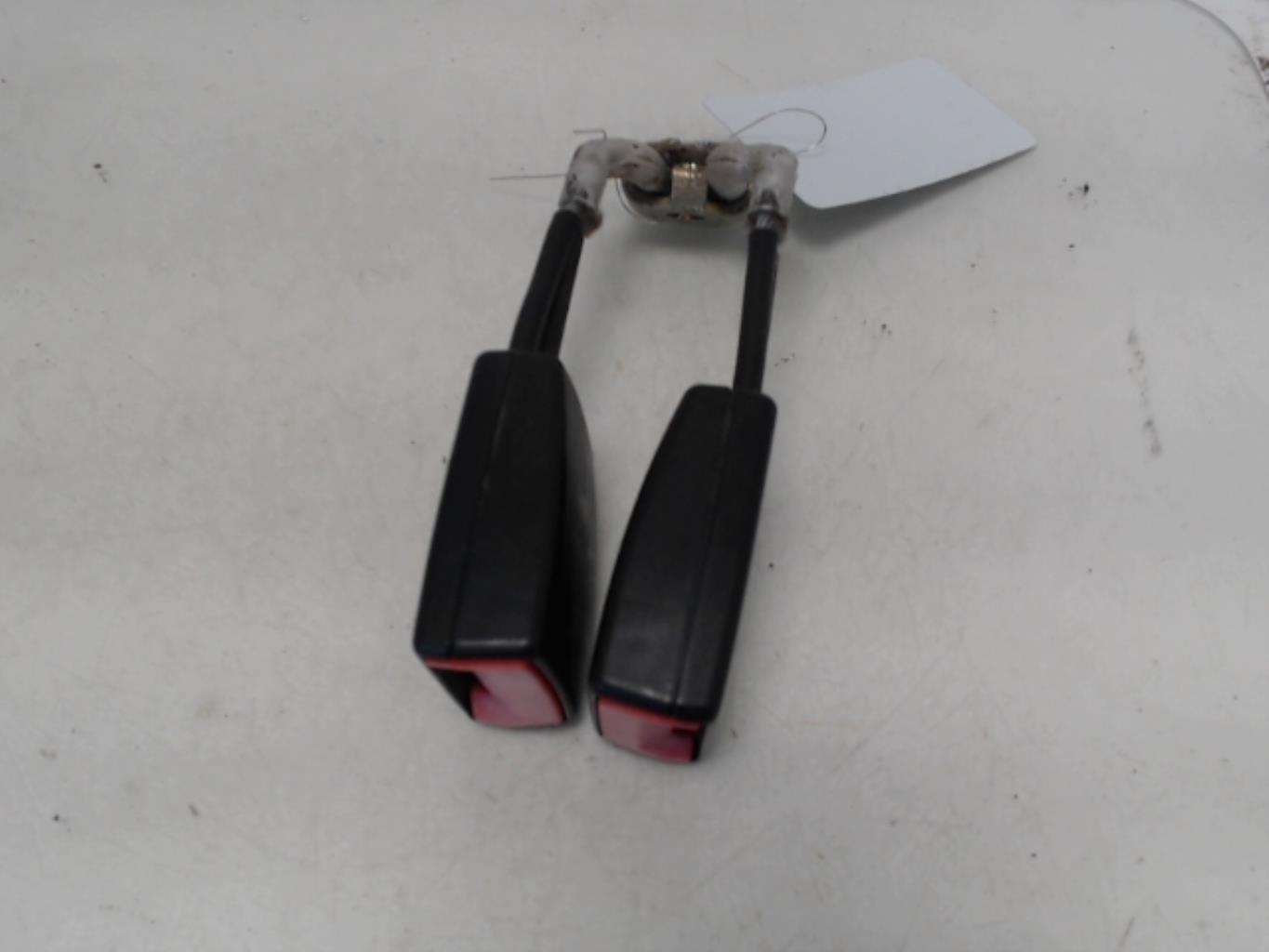 Aggancio cintura sicurezza posteriore sinistro SEAT IBIZA 3 PHASE 1 Diésel - 1