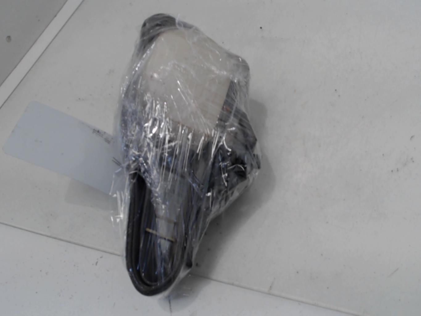 Ceinture avant gauche RENAULT CLIO 2 PHASE 1 Essence - 1