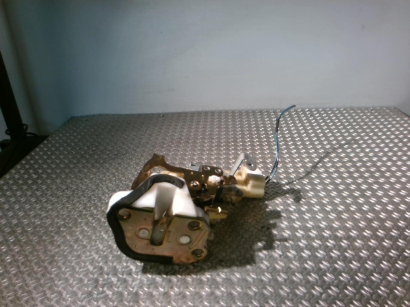 Chiusura centralizzata posteriore sinistra TOYOTA YARIS 1 PHASE 2 Gasolina - 1
