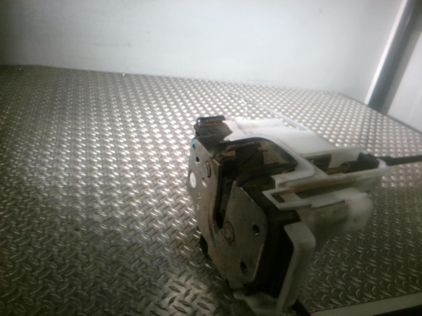 Chiusura centralizzata anteriore destra FORD KA 2 PHASE 2 Diésel - 1