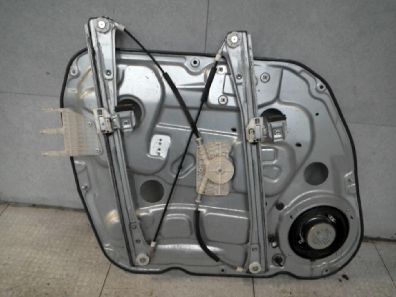 Alzacristalli elettrico anteriore destro KIA CARENS 3 Diésel - 1