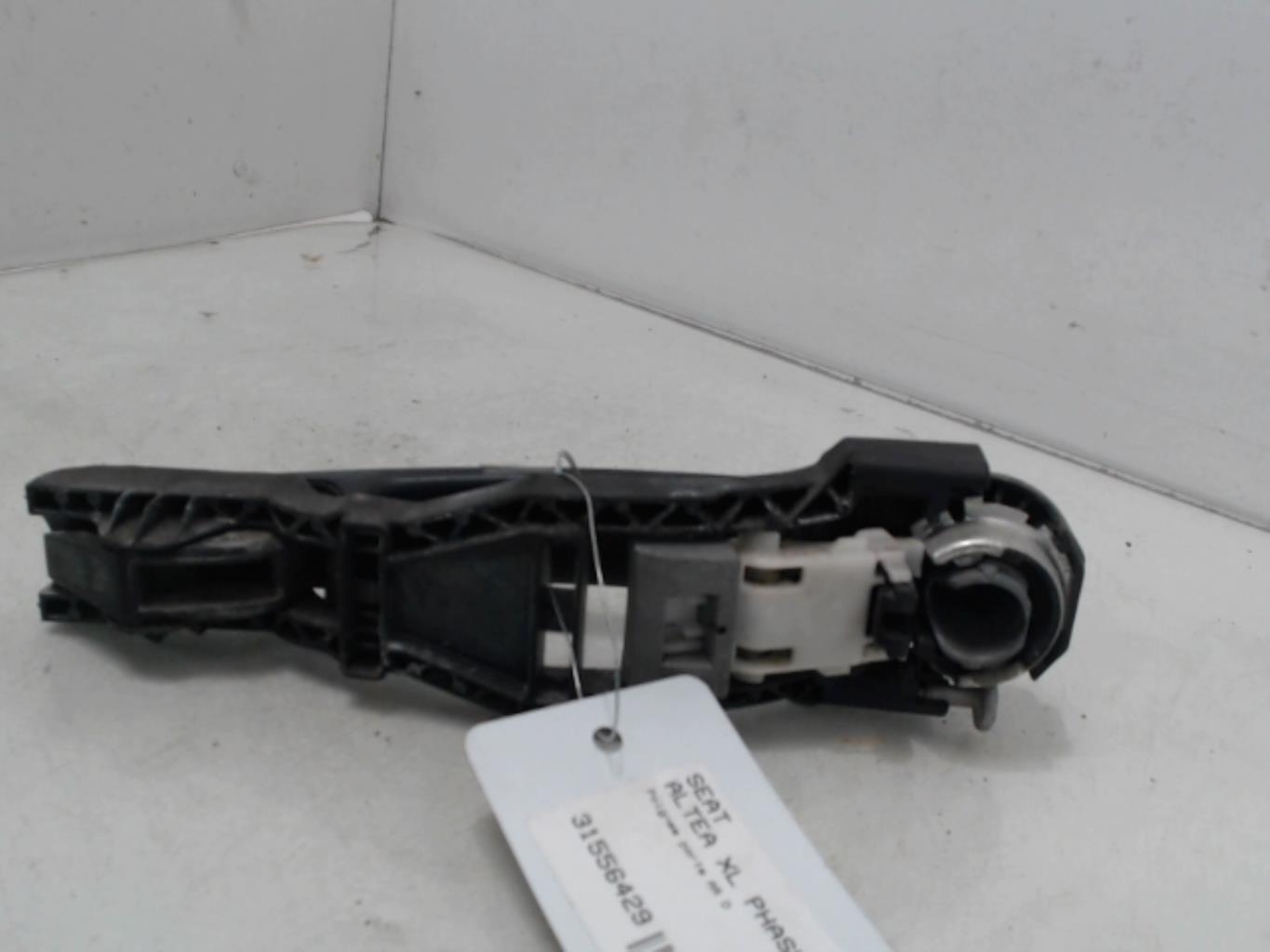 Poignee porte arriere droit SEAT ALTEA XL PHASE 1 Diesel - 1