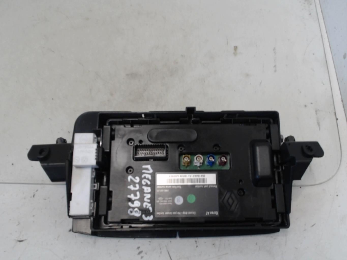 Schermo GPS RENAULT MEGANE 3 PHASE 1 Diésel - 1