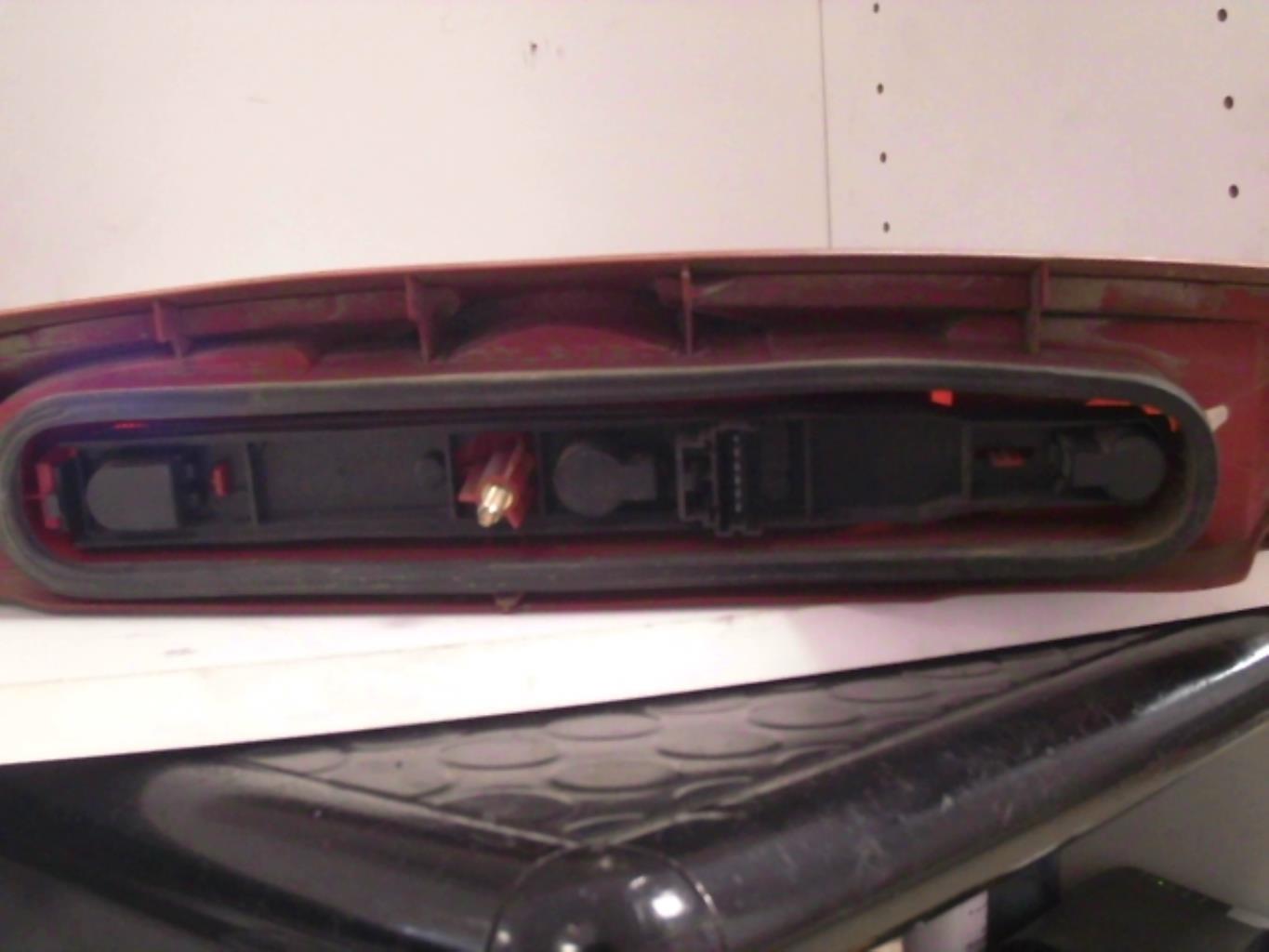 Fanale posteriore principale sinistro (luci) RENAULT KANGOO 1 PHASE 1 Diésel - 1