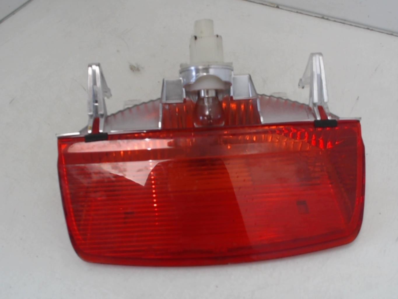 Luce stop centrale NISSAN MICRA 3 PHASE 3 Gasolina - 1