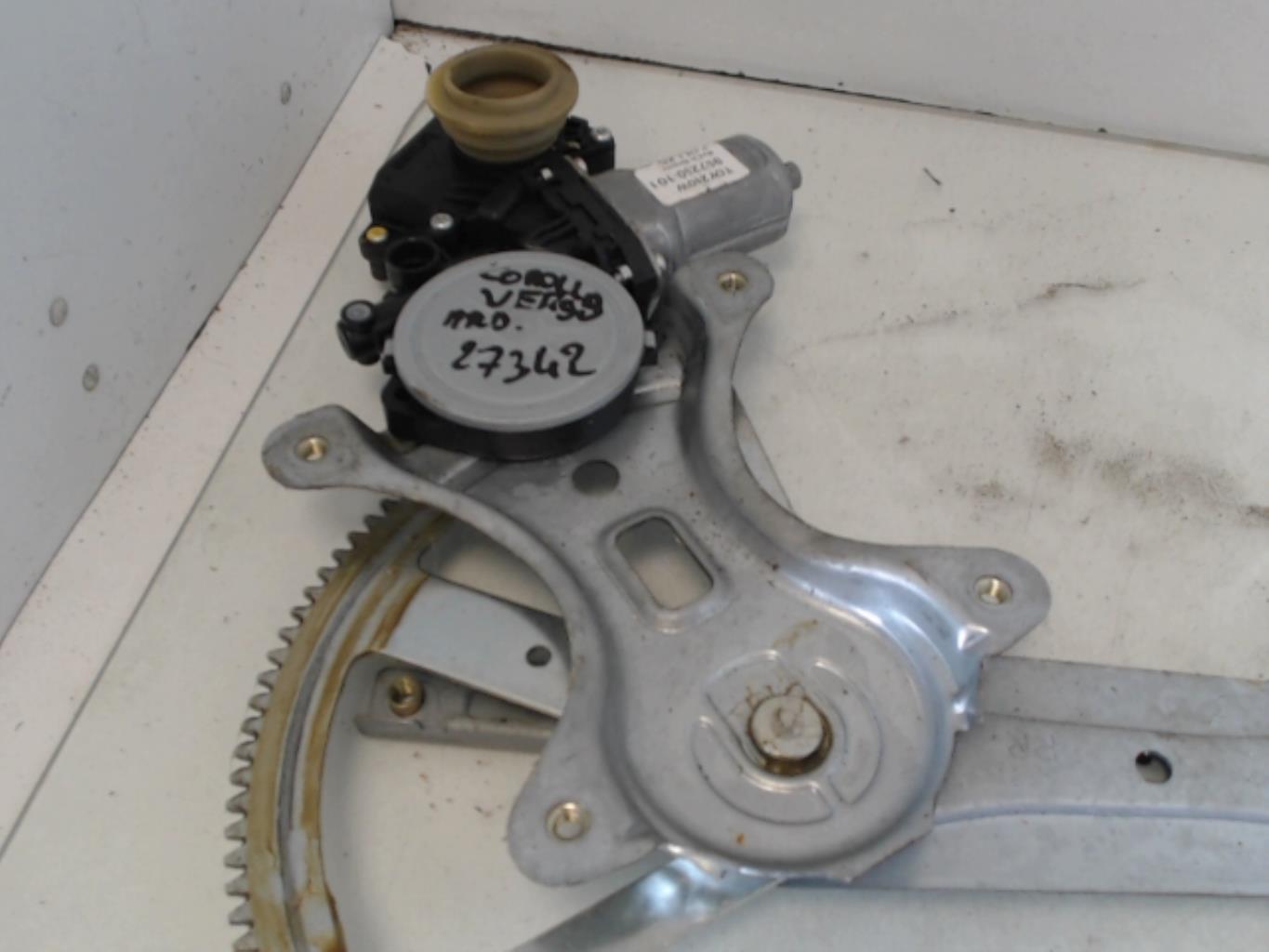 Alzacristalli elettrico posteriore destro TOYOTA COROLLA VERSO 2 PHASE 1 Diésel - 1