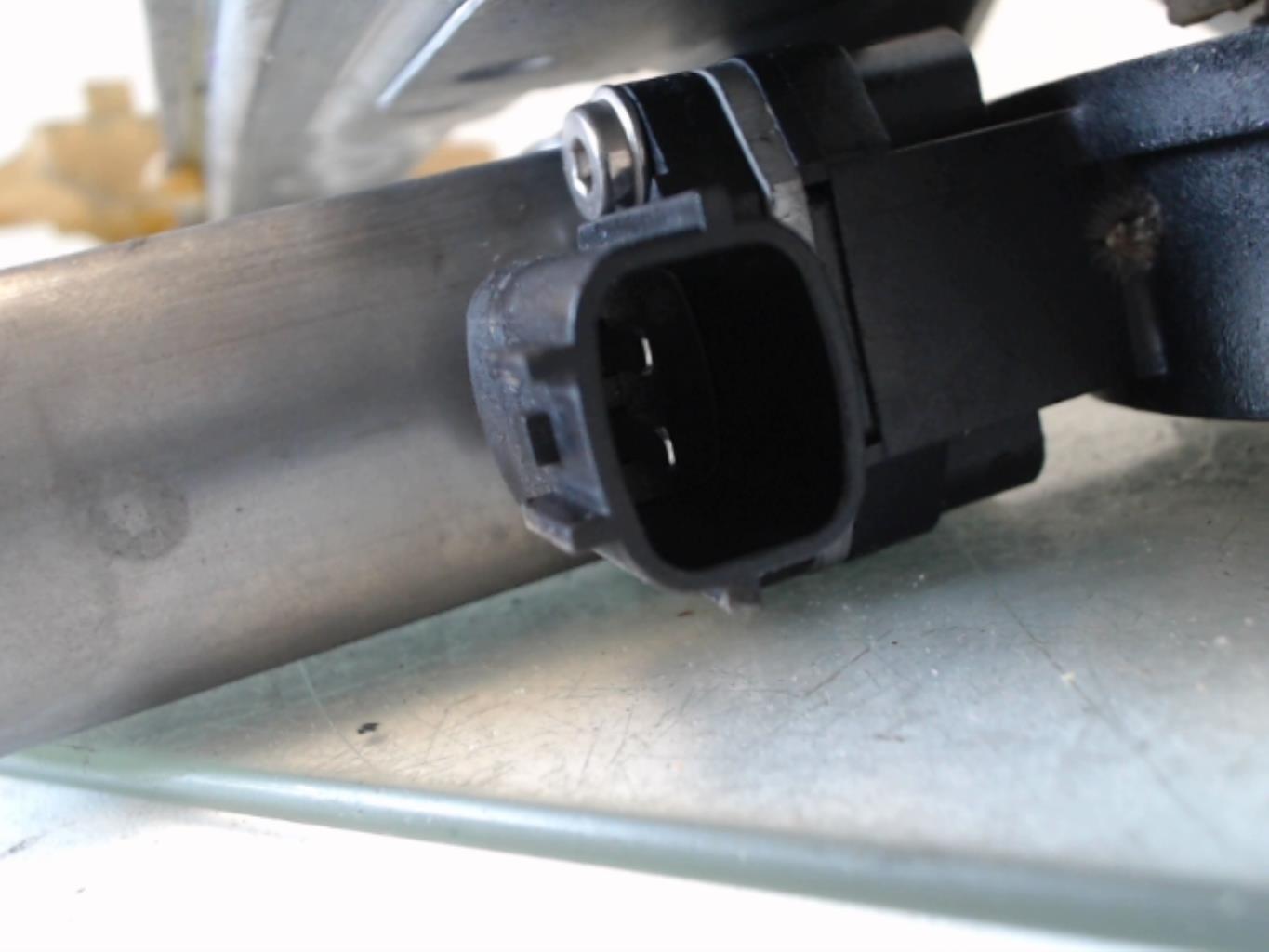 Alzacristalli elettrico posteriore destro RENAULT CLIO 4 PHASE 1 BREAK Gasolina - 1