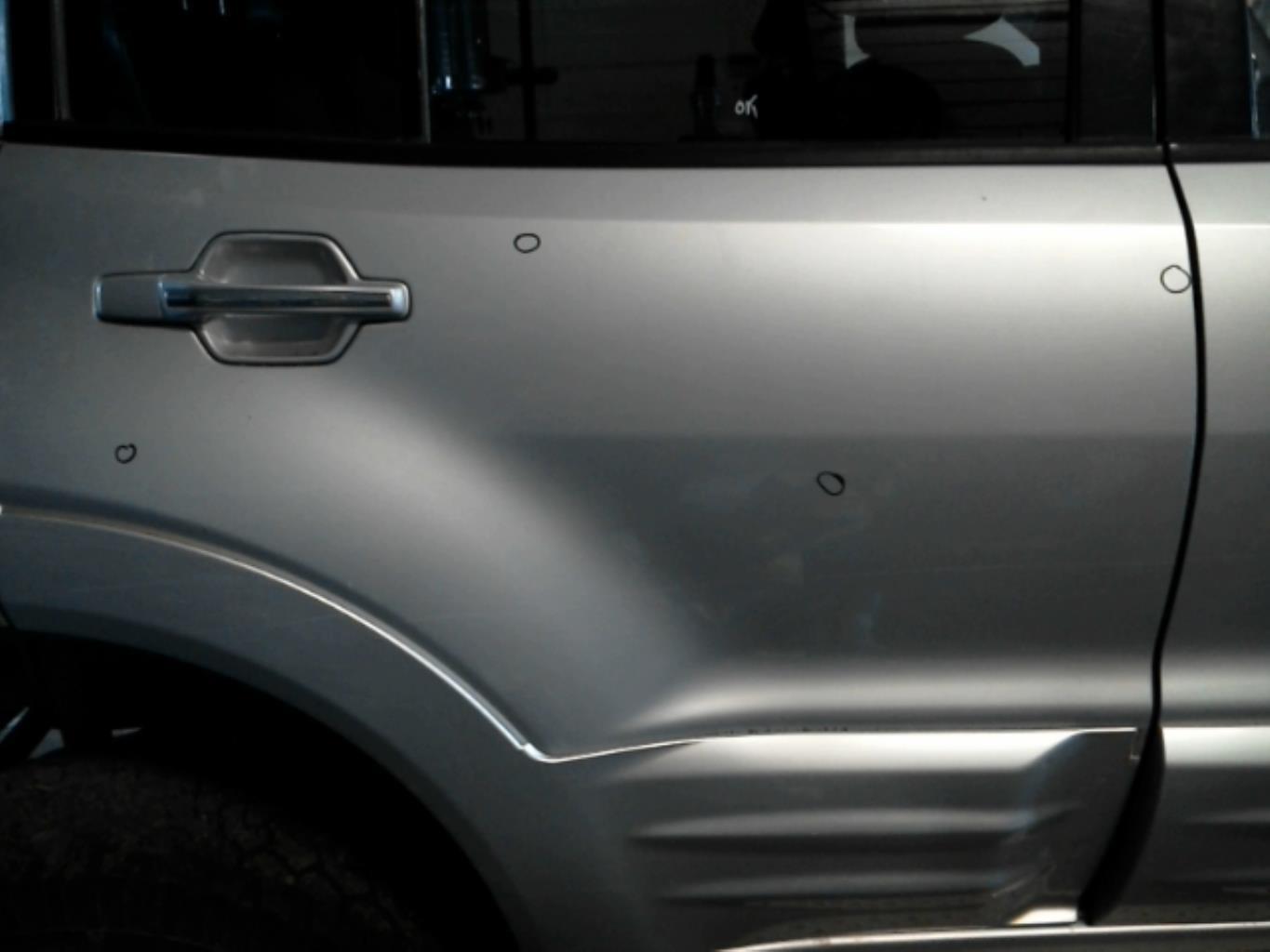 Portiera posteriore destra MITSUBISHI PAJERO 3 PHASE 1 Diésel - 1