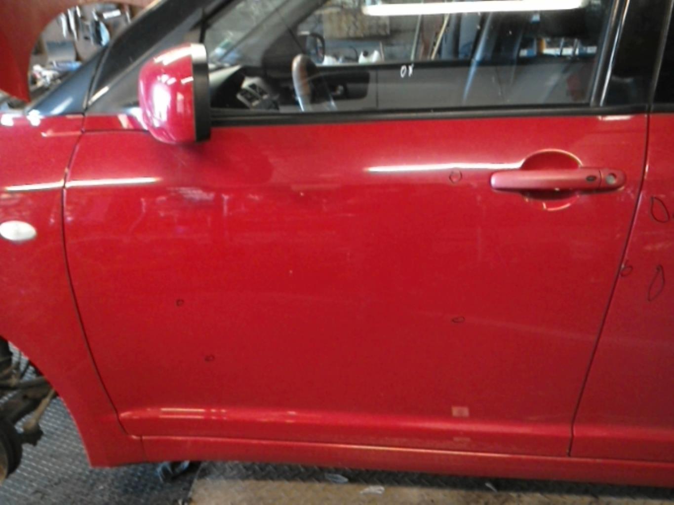 Portiera anteriore sinistra SUZUKI SWIFT 3 Gasolina - 1