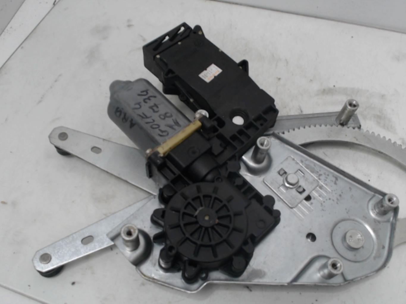 Alzacristalli elettrico posteriore destro VOLKSWAGEN GOLF 4 CABRIOLET Gasolina - 1