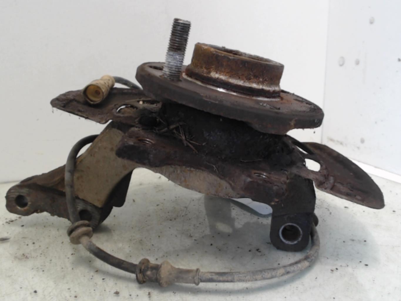 Mozzo anteriore sinistro OPEL VECTRA B PHASE 1 Gasolina - 1