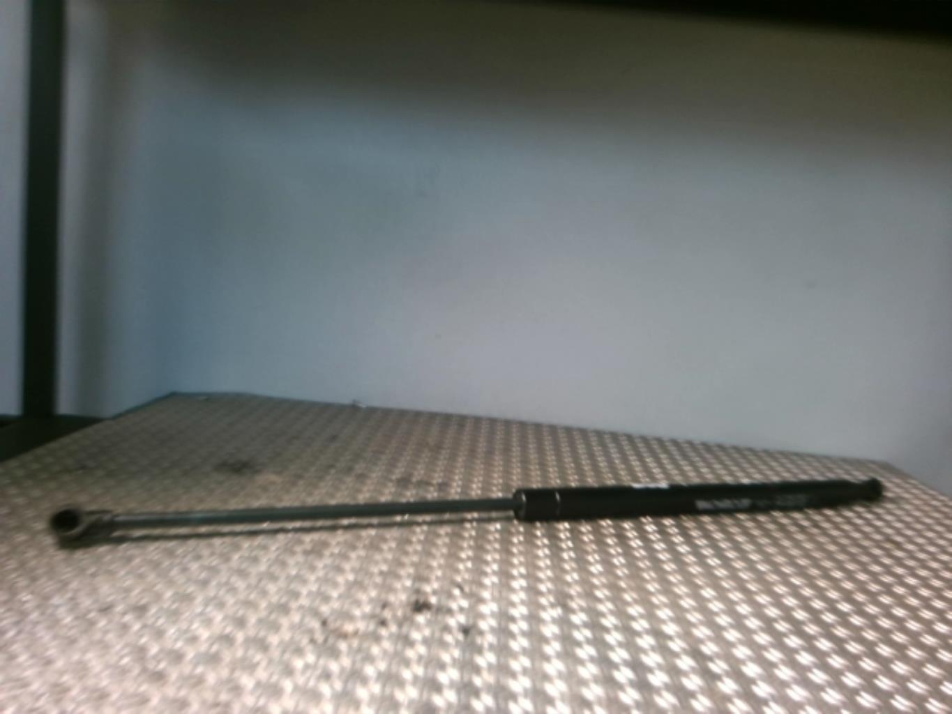 Molla a gas bagagliaio sinistra PEUGEOT 206 PHASE 2 Diésel - 1
