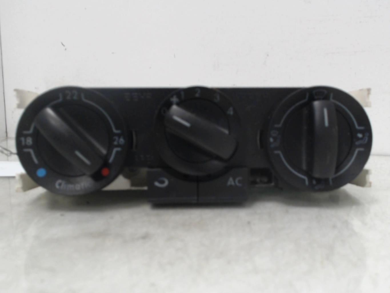 Commande chauffage VOLKSWAGEN POLO 4 PHASE 1 Essence - 1