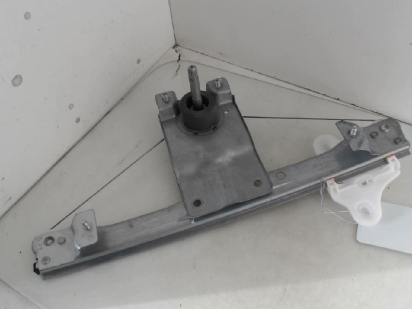 Alzacristalli manuale posteriore sinistro RENAULT CLIO 4 PHASE 2 Gasolina - 1