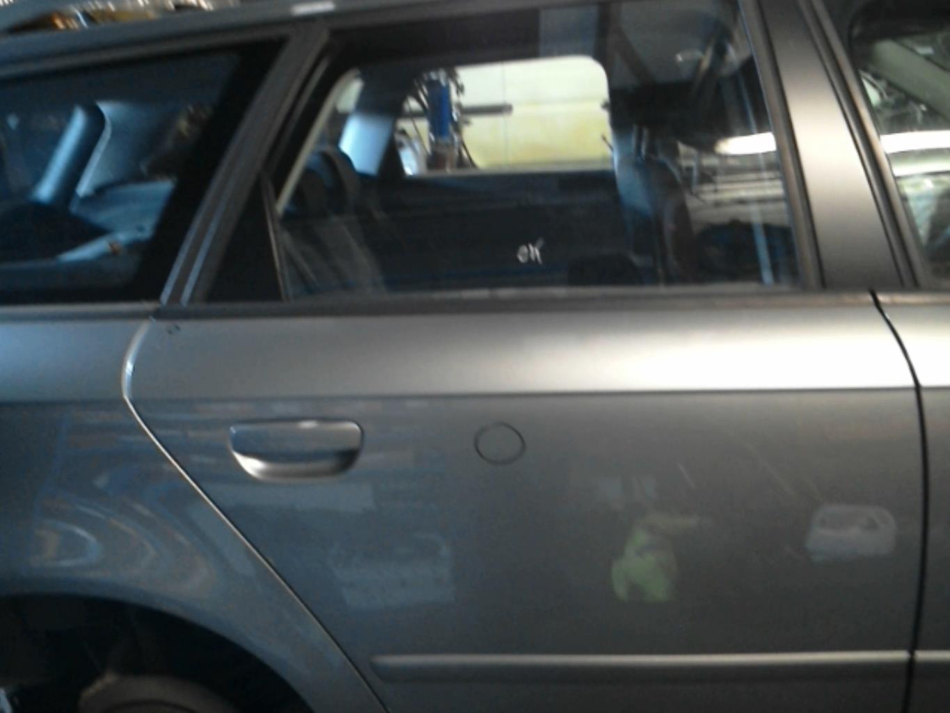 Porte arriere droit AUDI A4 2 AVANT PHASE 2 BREAK  - 1