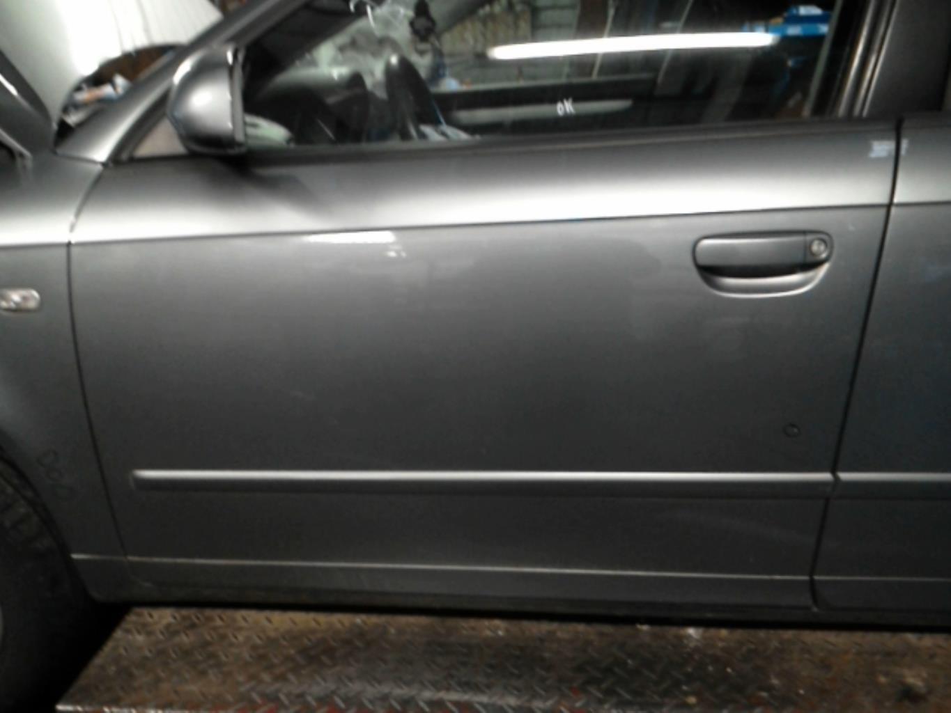 Porte avant gauche AUDI A4 2 AVANT PHASE 2 BREAK  - 1