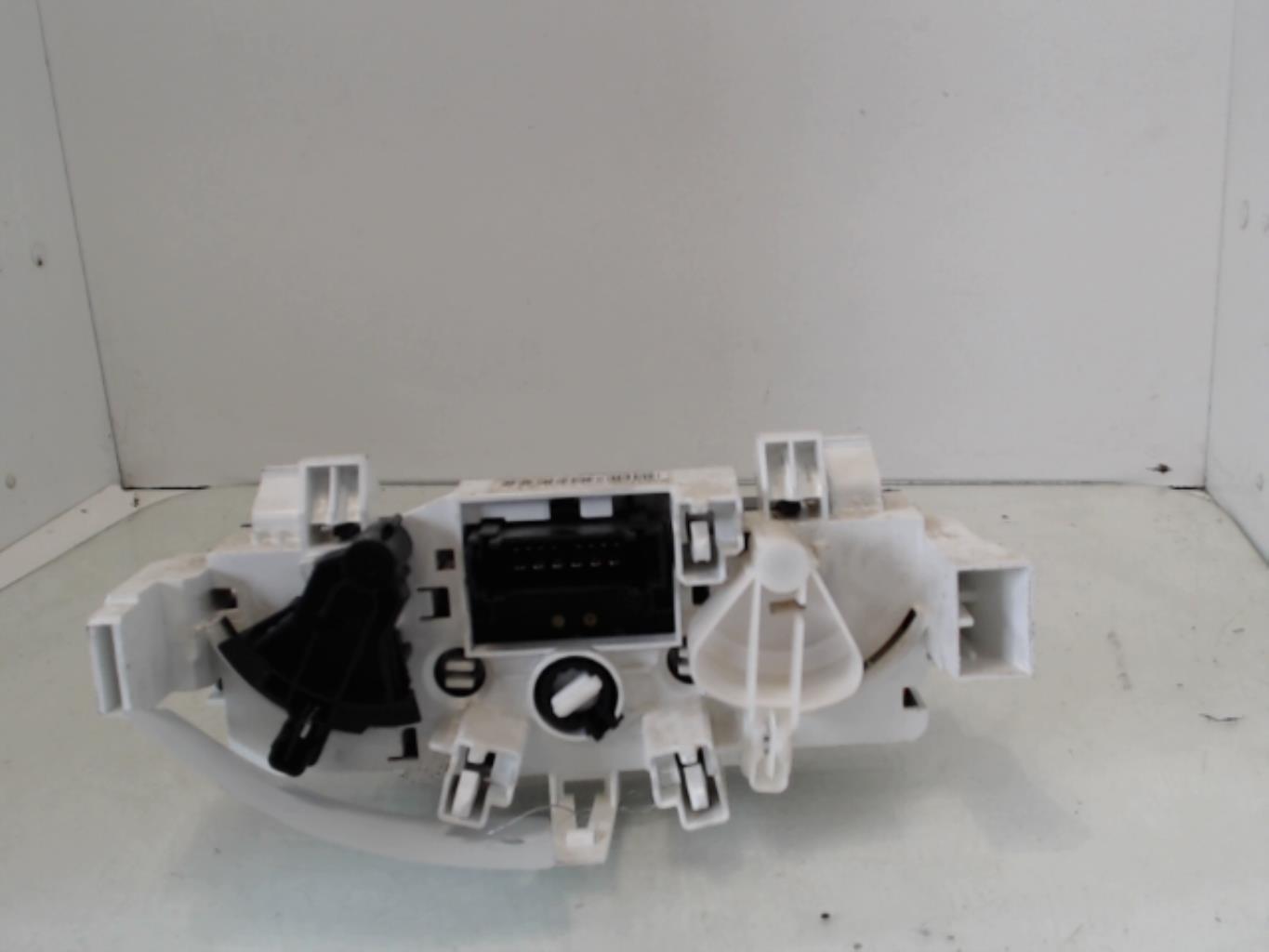 Commande chauffage CITROEN C2 PHASE 1 Diesel - 1