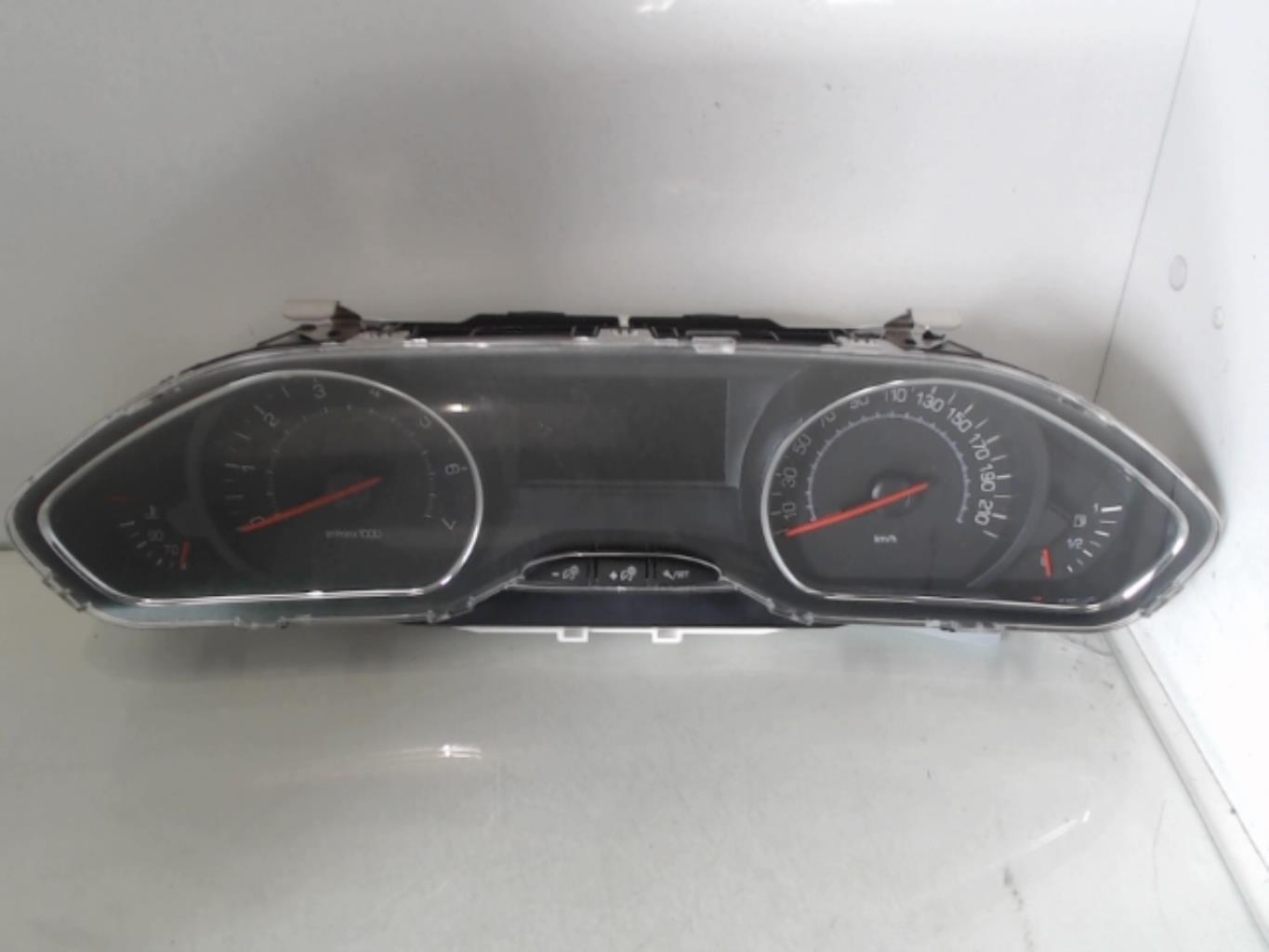 Compteur PEUGEOT 208 1 PHASE 1 Essence - 1