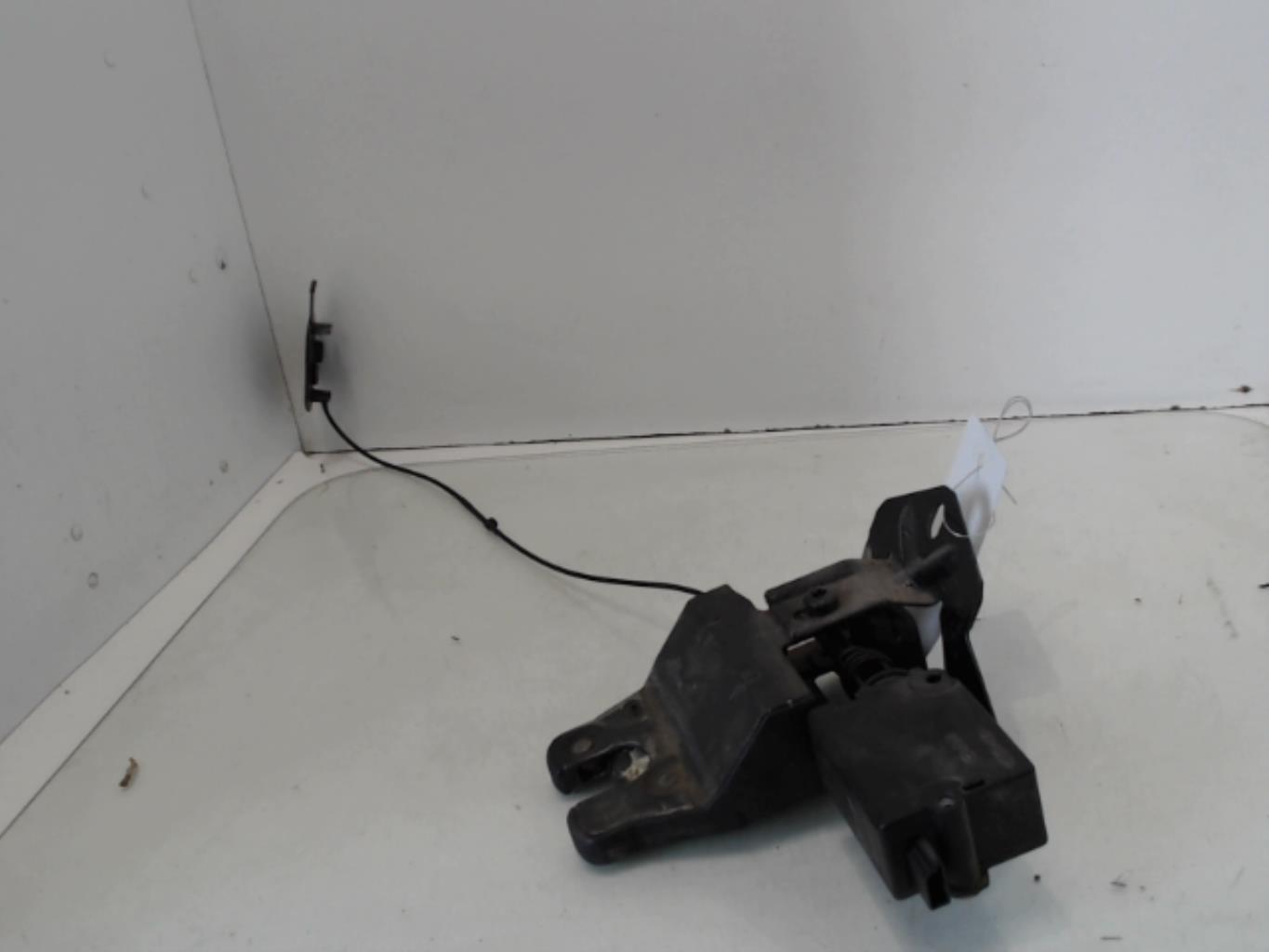 Chiusura centralizzata bagagliaio BMW SERIE 5 E39 TOURING PHASE 1 BREAK Diésel - 1