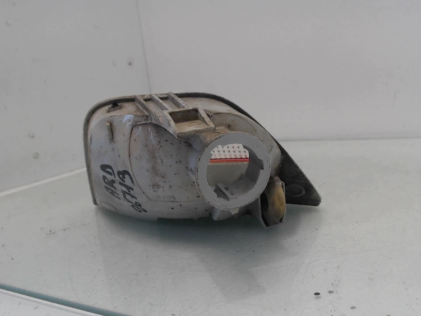 Feu de recul droit FORD FOCUS 2 PHASE 1 Diesel - 1