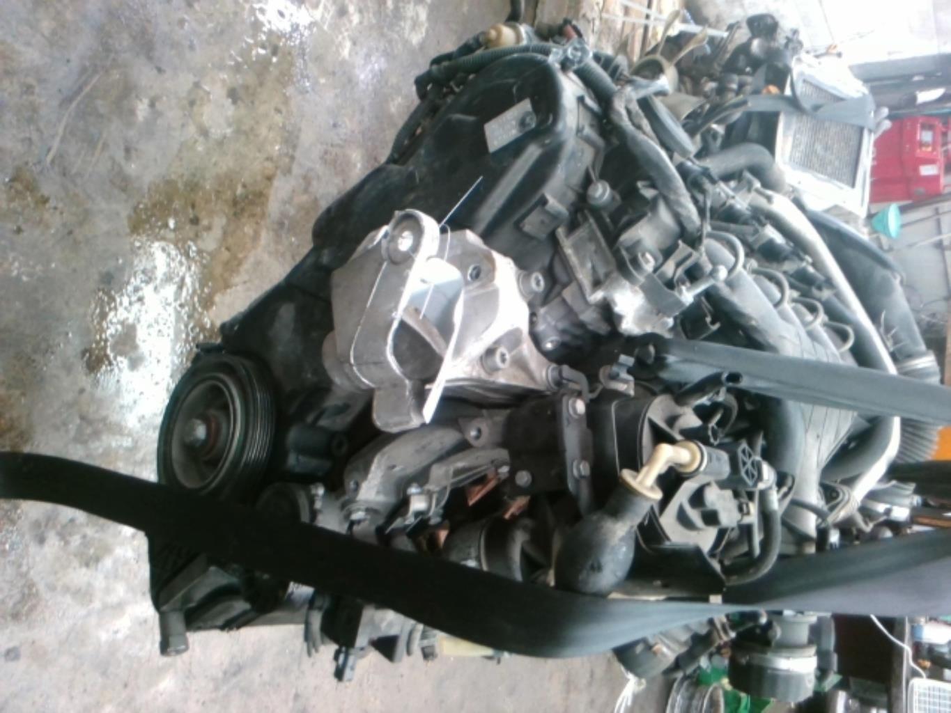 Moteur CITROEN C5 1 PHASE 2 BREAK Diesel - 1