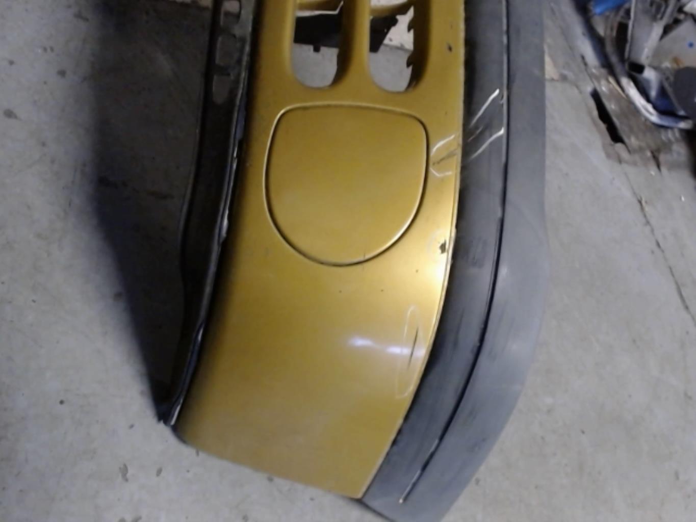 Paraurti anteriore RENAULT CLIO 2 PHASE 1 Diésel - 1