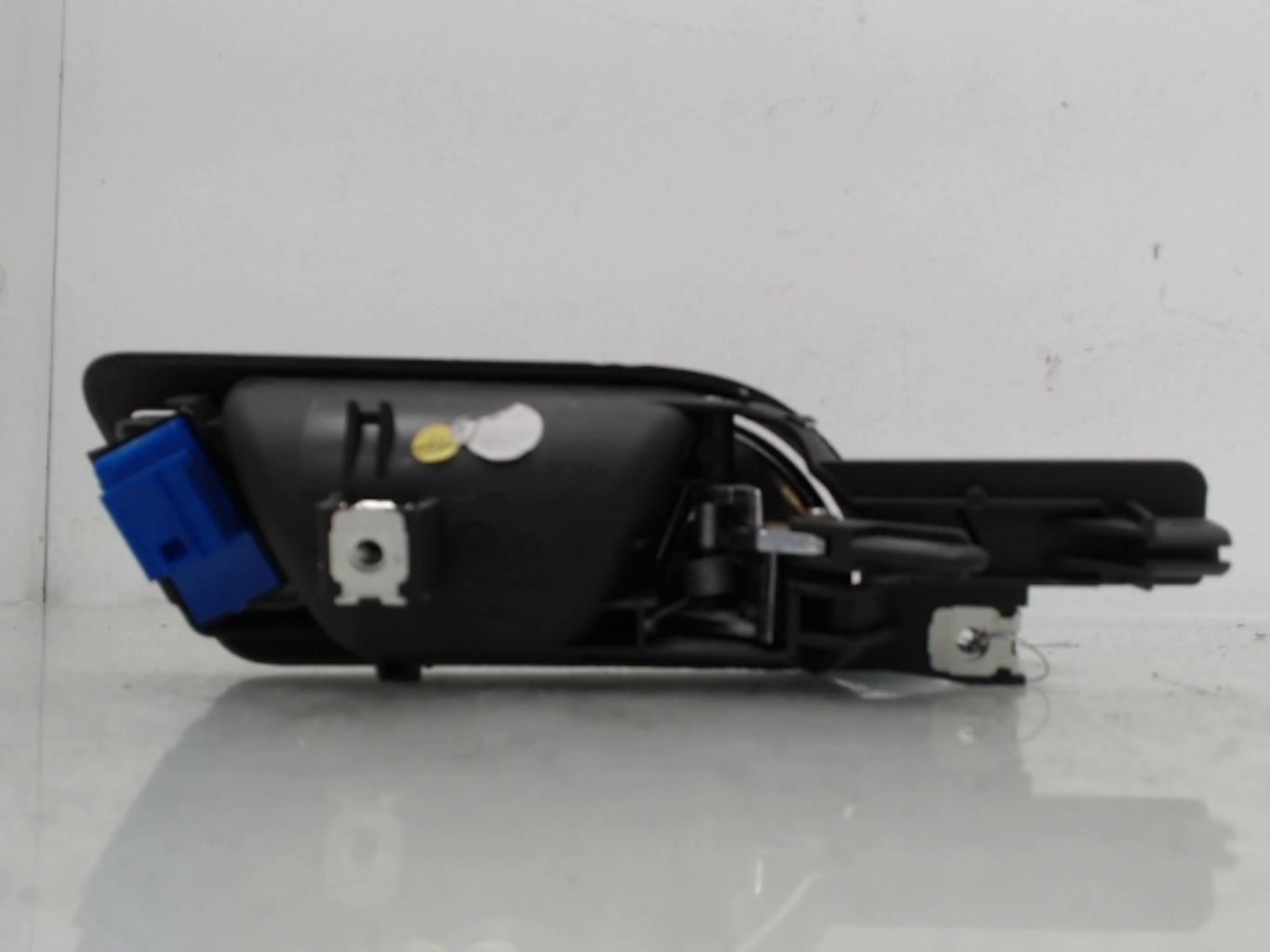 Maniglia interna anteriore sinistra VOLKSWAGEN GOLF 5 Diésel - 1