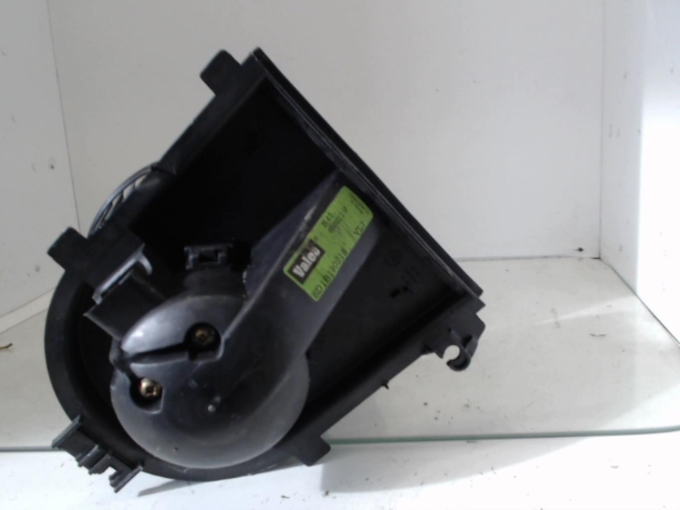 Pulseur d'air AUDI A4 1 PHASE 2 Essence - 1