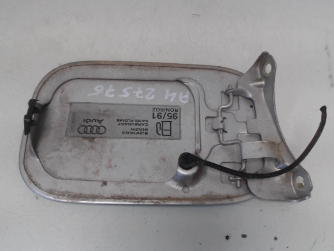 Trappe d'essence AUDI A4 2 PHASE 1 Essence - 1