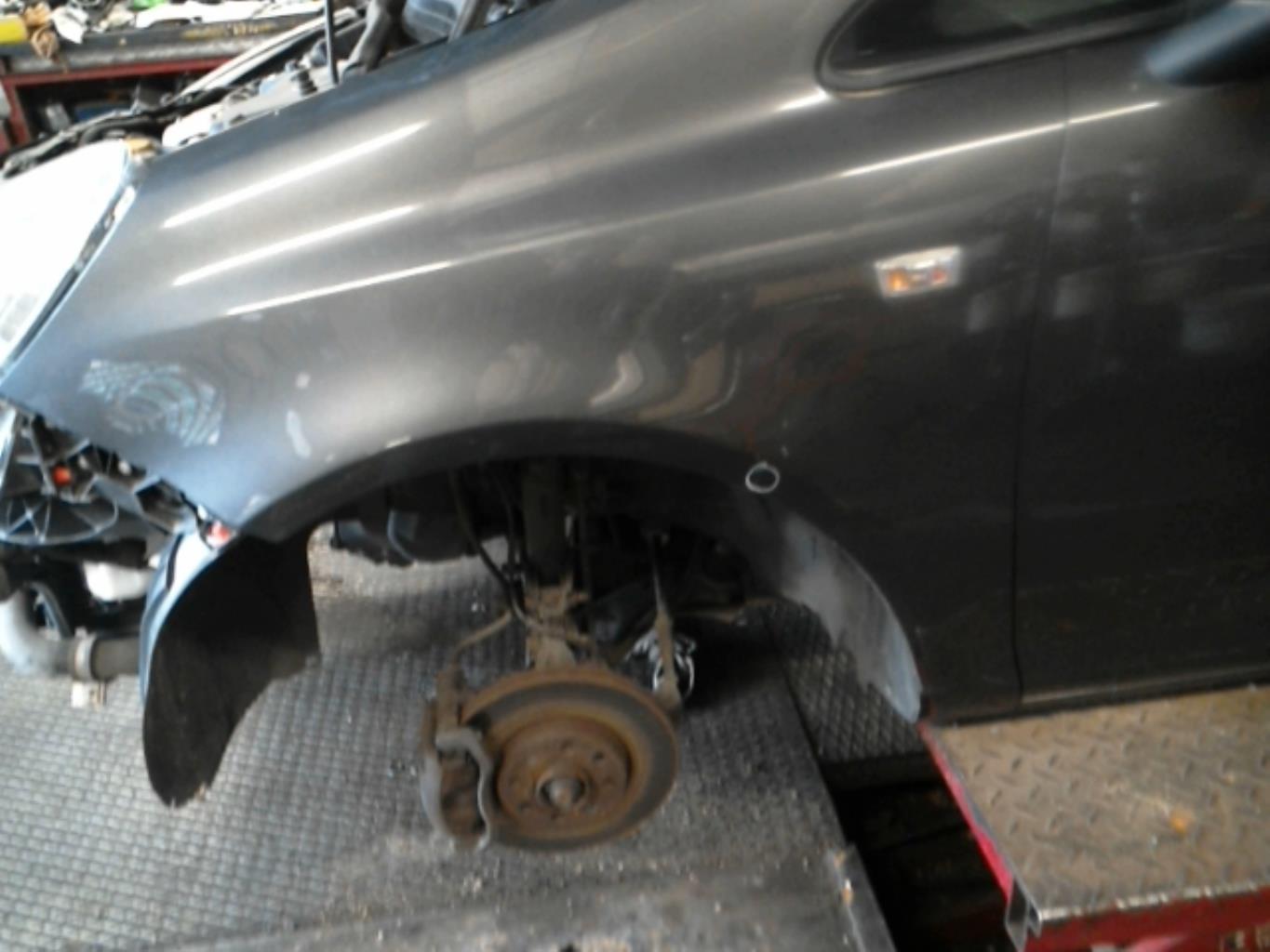 Parafango anteriore sinistro OPEL CORSA D PHASE 1 Diésel - 1