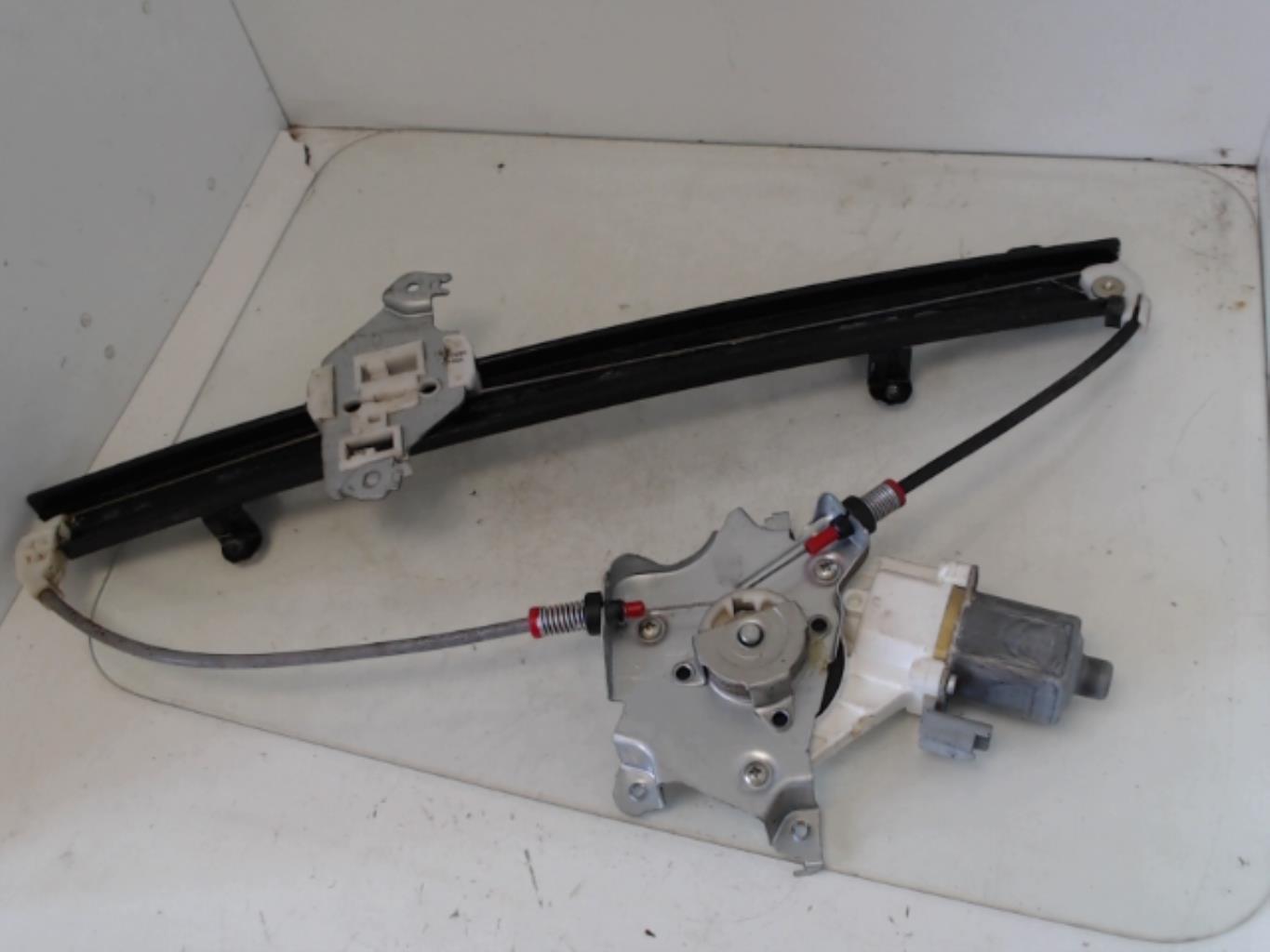 Alzacristalli elettrico anteriore destro NISSAN MICRA 3 PHASE 3 Gasolina - 1