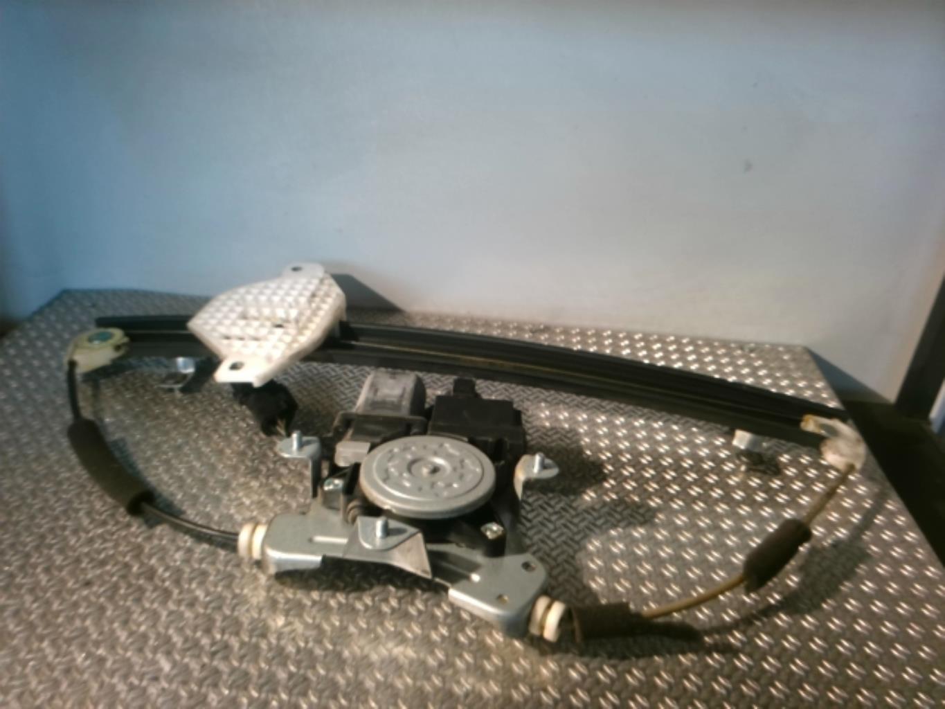 Alzacristalli elettrico anteriore sinistro CHEVROLET CAPTIVA PHASE 1 Diésel - 1