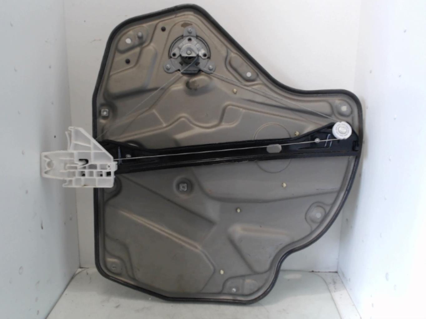 Alzacristalli manuale posteriore destro SKODA OCTAVIA 2 PHASE 1 Diésel - 1