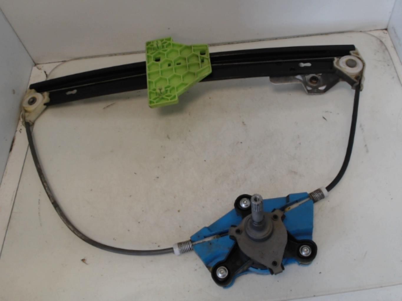 Alzacristalli manuale posteriore sinistro AUDI A4 2 PHASE 1 Gasolina - 1