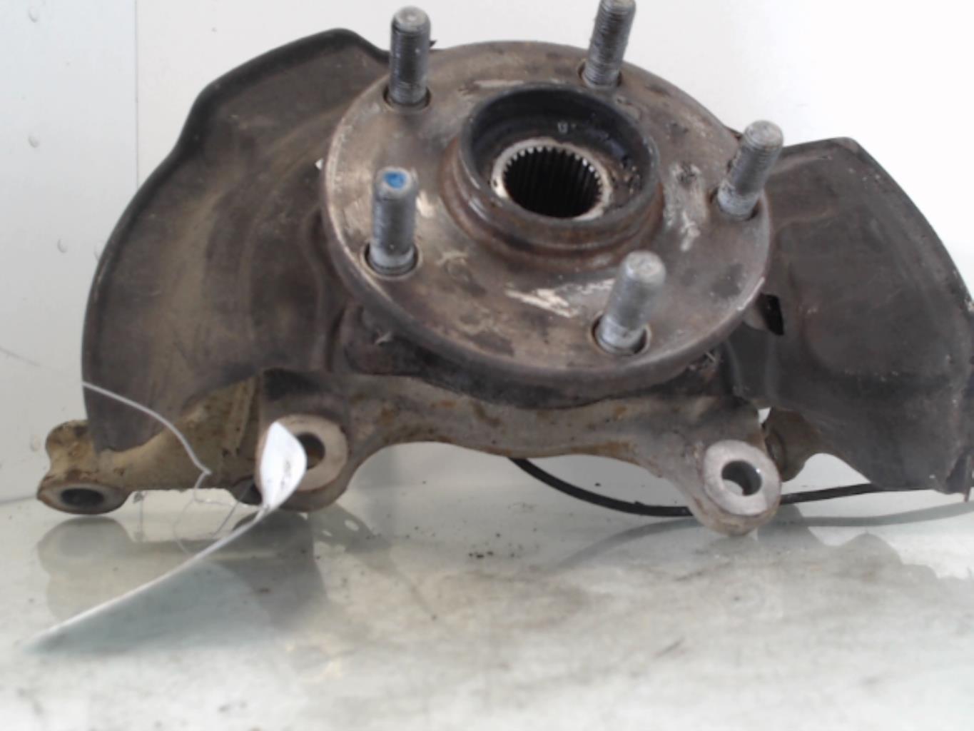 Mozzo anteriore sinistro TOYOTA RAV4 3 PHASE 1 Diésel - 1
