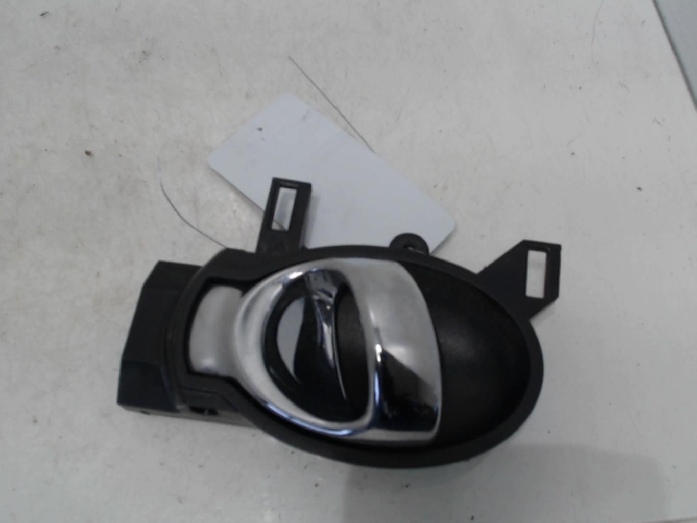Maniglia interna posteriore destra NISSAN JUKE 1 PHASE 2 Diésel - 1