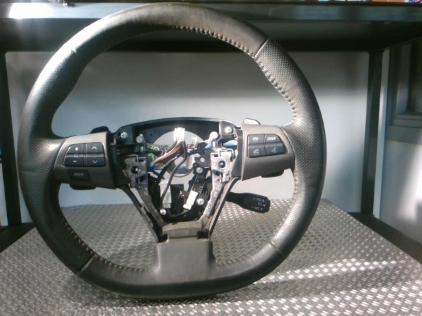 Volant TOYOTA RAV4 3 PHASE 1 Diesel - 1