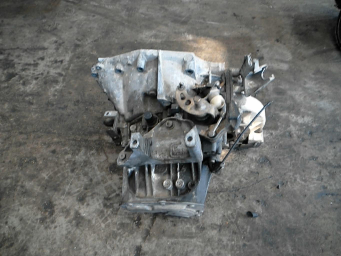 Boite de vitesses PEUGEOT 407 PHASE 1 BREAK Diesel - 1