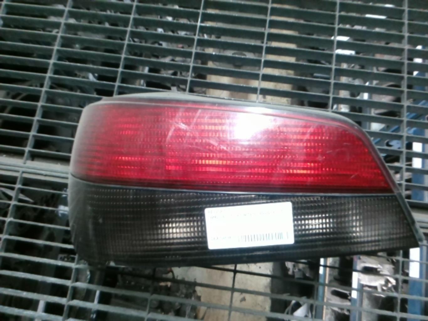 Fanale posteriore principale sinistro (luci) PEUGEOT 306 PHASE 2 Diésel - 1