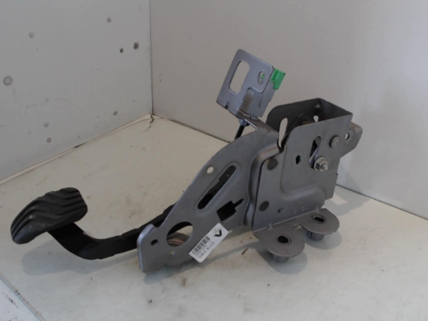 Pedale de frein RENAULT MEGANE 4 PHASE 1 Diesel - 1