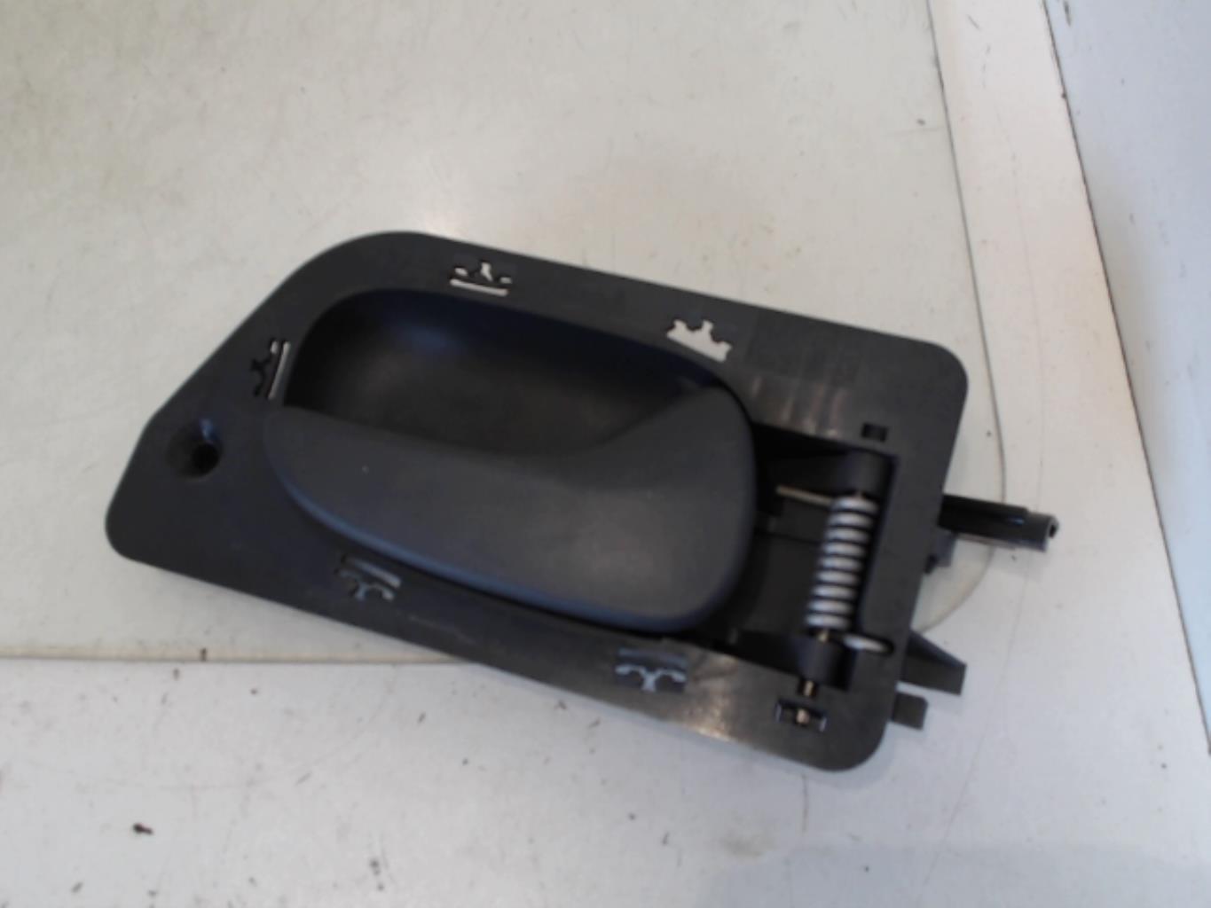 Maniglia interna posteriore destra RENAULT LAGUNA 1 PHASE 2 Gasolina - 1