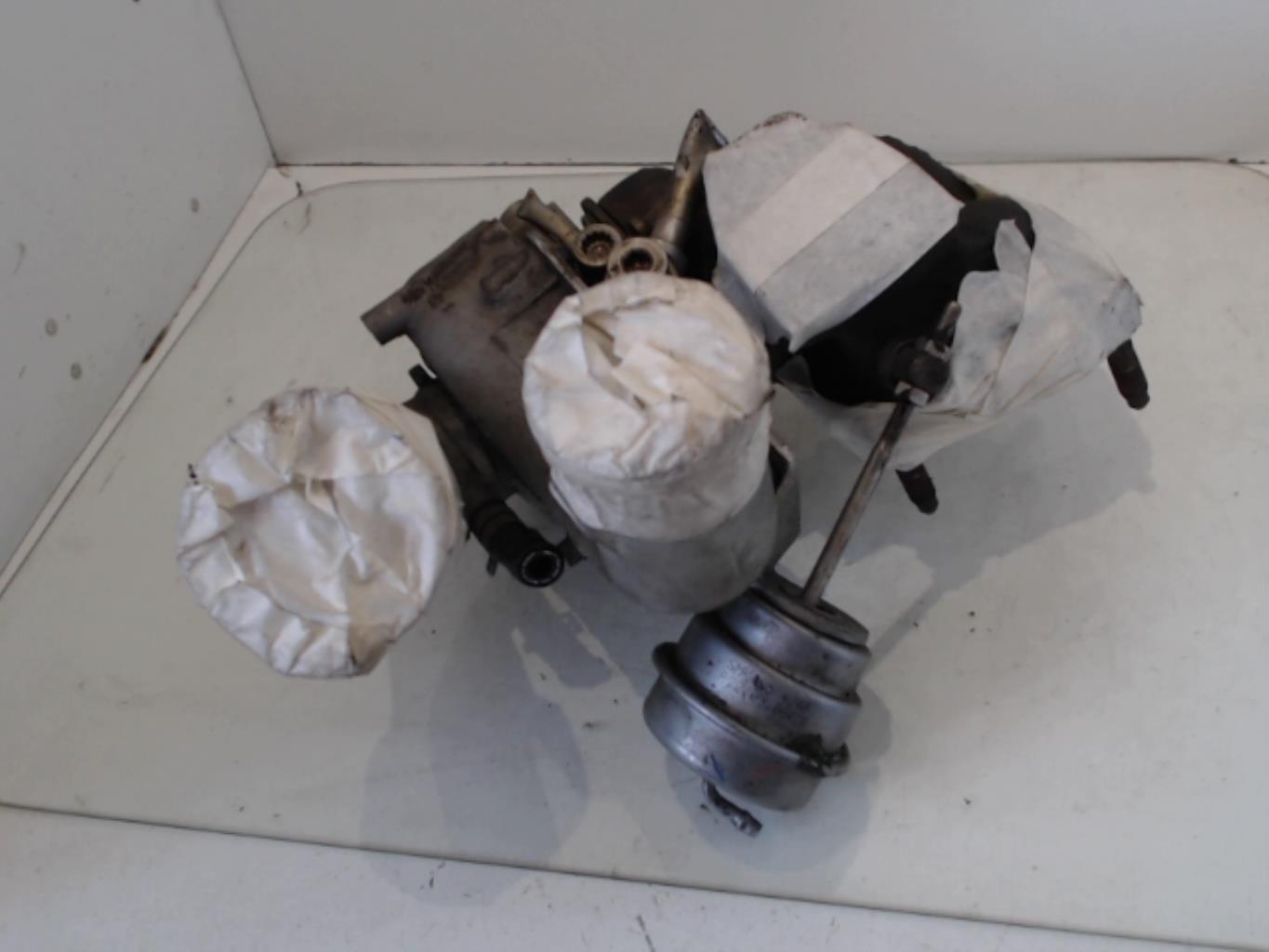 Turbo VOLKSWAGEN NEW BEETLE 1 PHASE 2 CABRIOLET Gasolina - 1