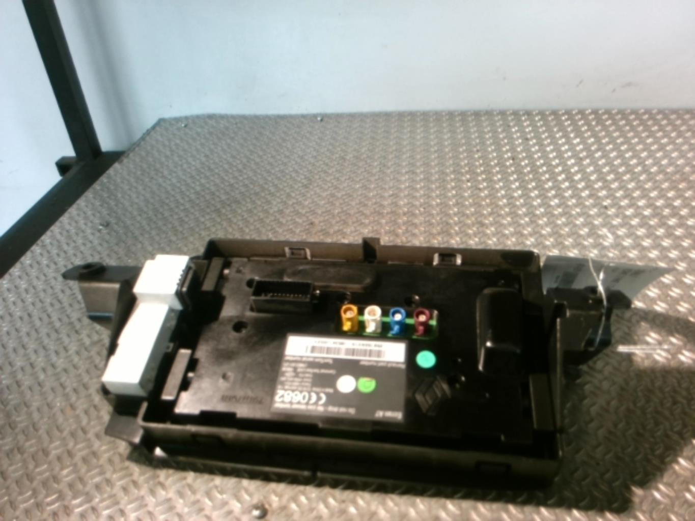 Ecran GPS RENAULT MEGANE 3 PHASE 1 Diesel - 1