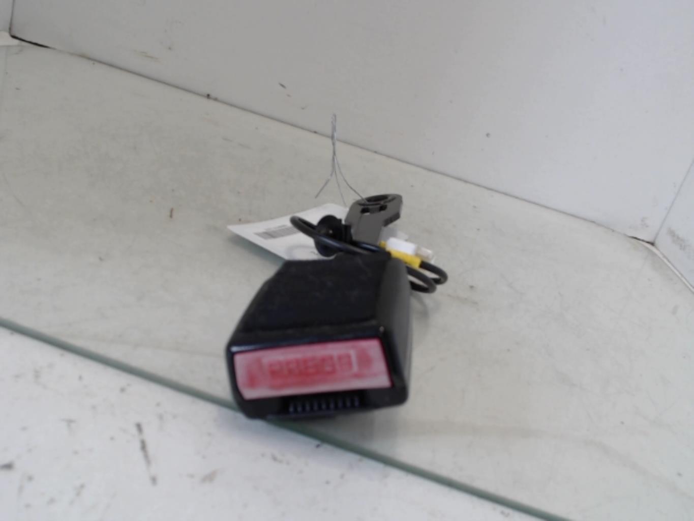 Aggancio cintura sicurezza anteriore destro PEUGEOT 407 PHASE 1 BREAK Diésel - 1