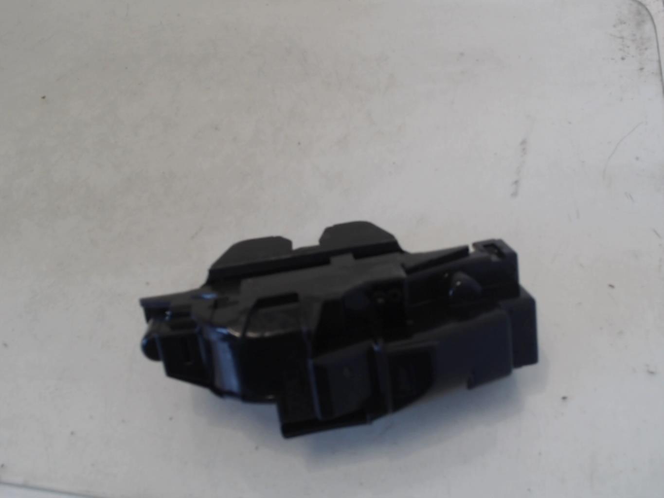 Chiusura centralizzata bagagliaio PEUGEOT 308 1 PHASE 1 Diésel - 1